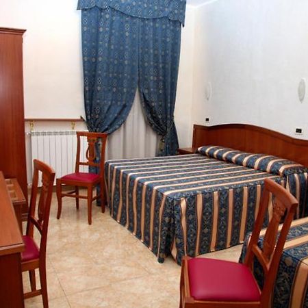 Hotel Nizza Torino Esterno foto