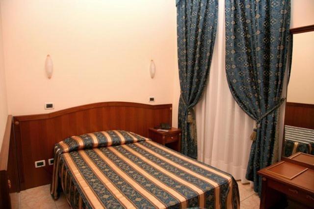 Hotel Nizza Torino Esterno foto