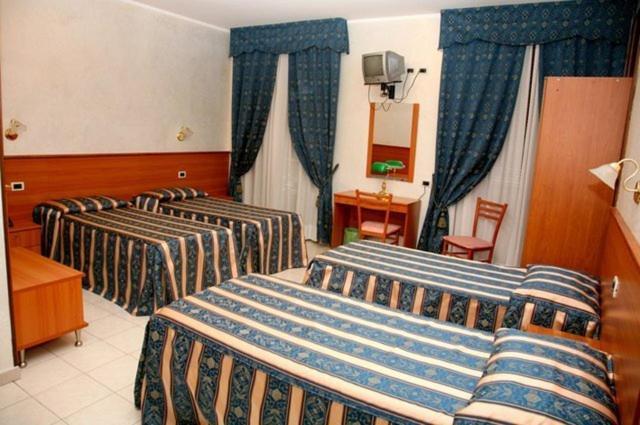 Hotel Nizza Torino Esterno foto